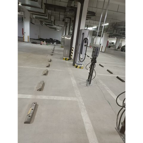 两轮充电桩安装电工招募